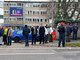 Warnstreik und Menschenkette bei Witzenmann Pforzheim