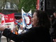Claudia Peter bei der Kundgebung in Karlsruhe